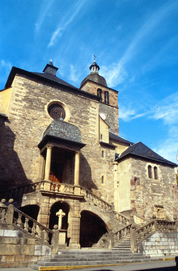 ST GENIEZ Eglise-2 © OT